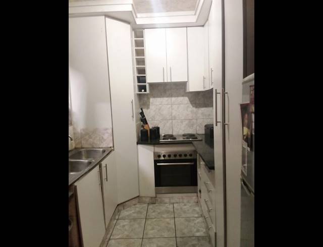 3 BEDROOM TOWNHOUSE FOR SALE IN WESPARK